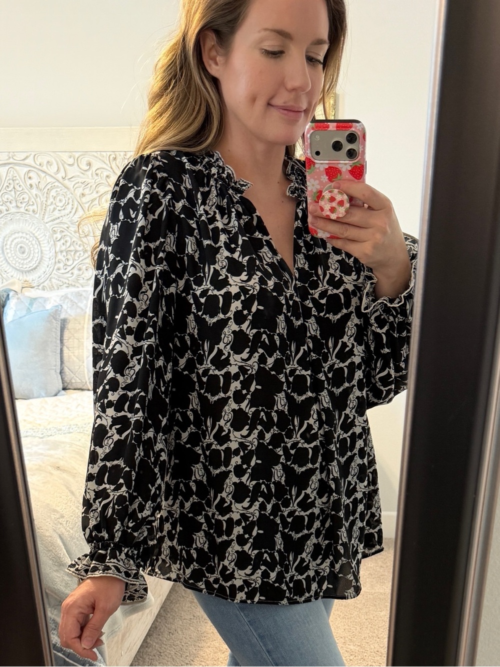 Max Studio Black & White Floral Ruffle-Trim Blouse